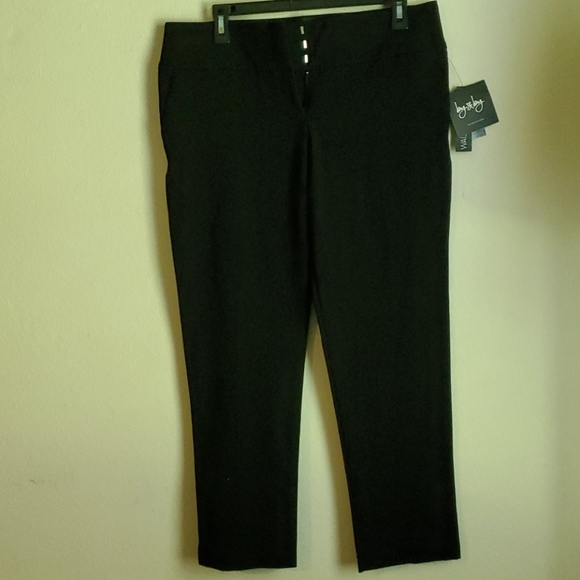 Dress pants - Picture 1 of 4